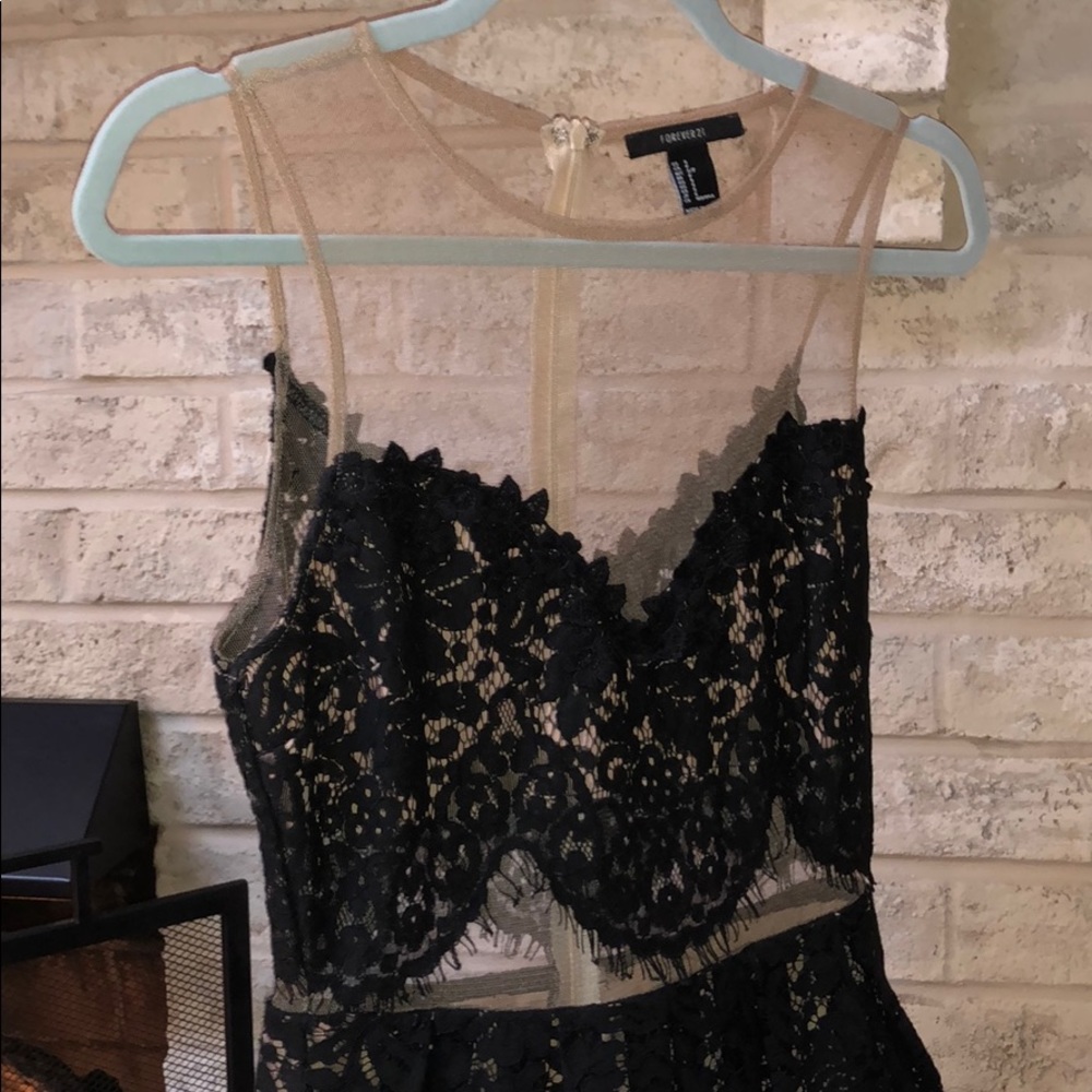Hi-Low black lace dress with nude mesh - Picture 3 of 6